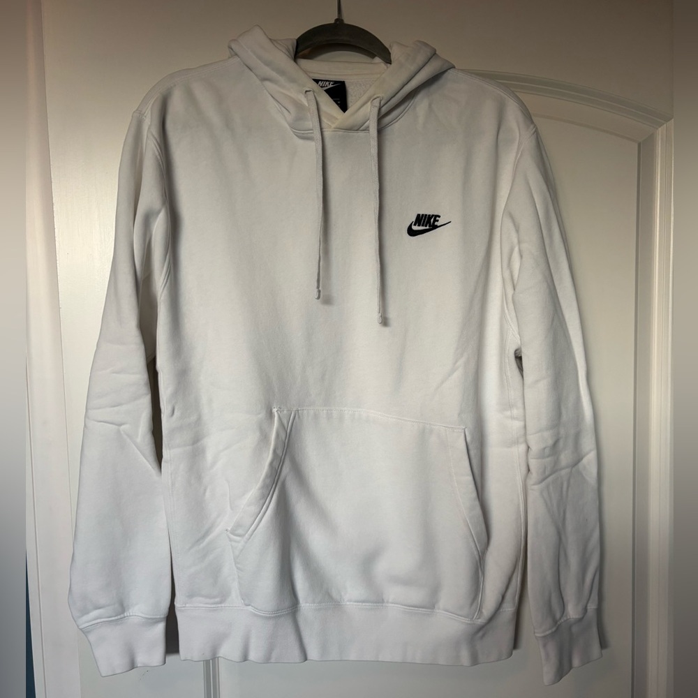 Men’s Nike Hoodie size M